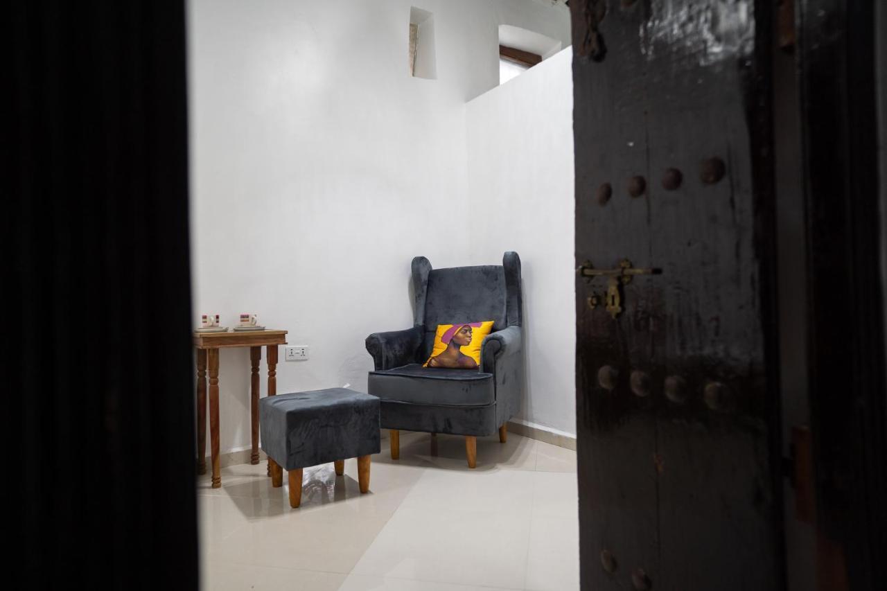 Kahawa House 4*